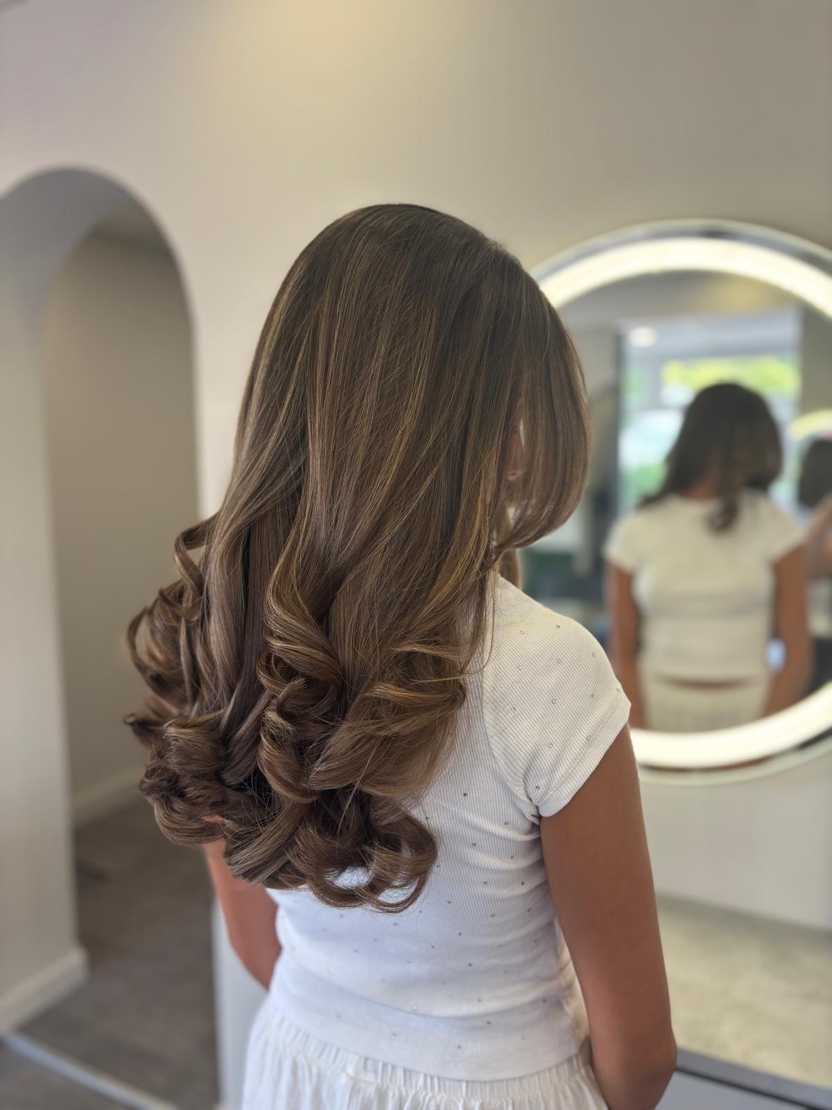 blow dry and tongs hairstyle buckinghamshire